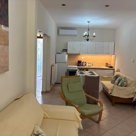 Central Beach Apartment * Nea Kallikrateia
